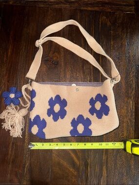 Knit Floral Crossbody Bag with Blue Flowers